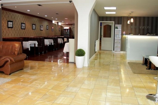 Sara Hotel (Pristina)
